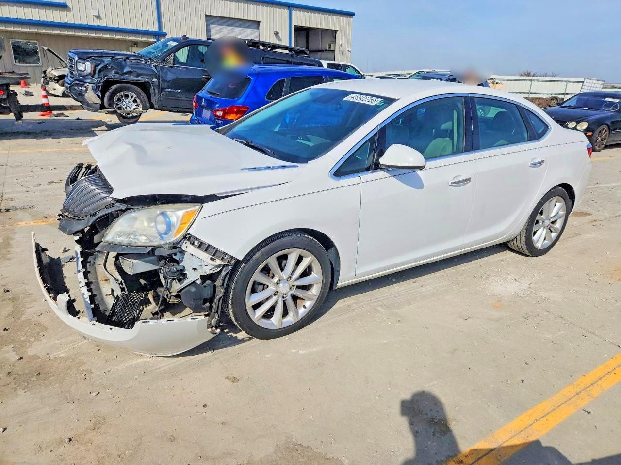 2013 Buick Verano VIN 1G4PR5SK4D4138277 photo 1