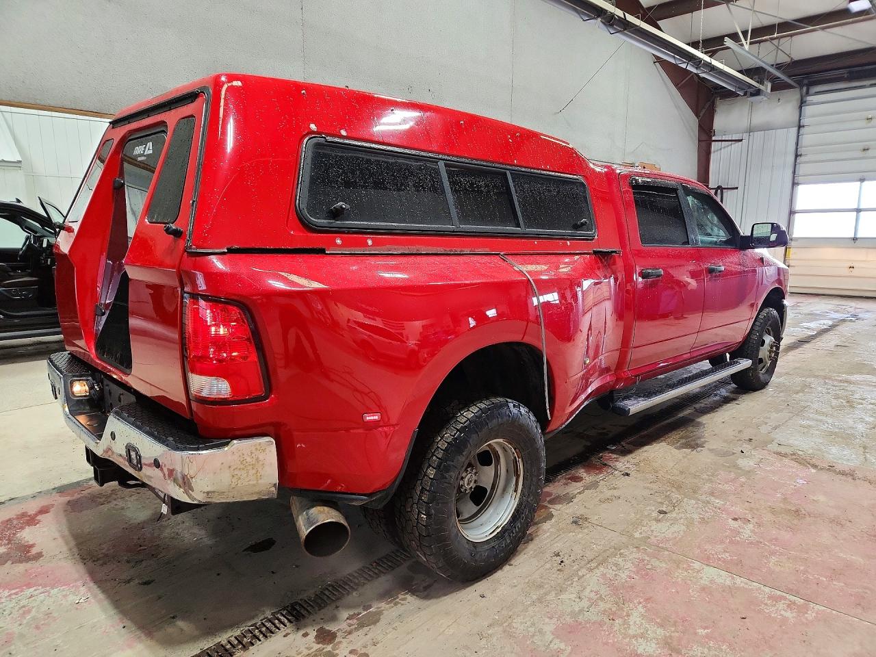 2015 Ram 3500 VIN 3C63RRGL9FG690267 photo 3