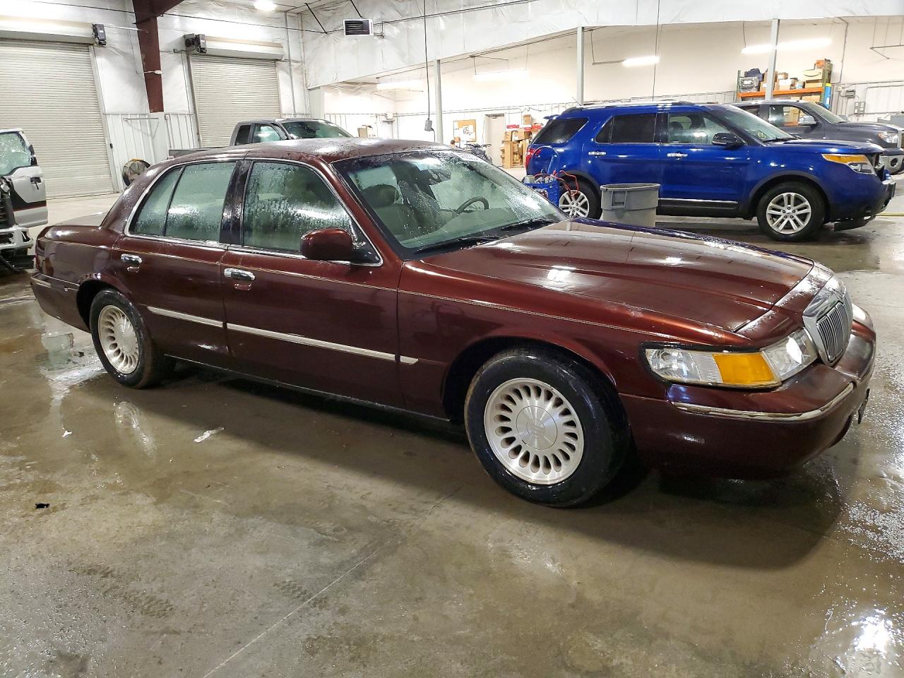 2001 MERC Grand marquis VIN 2MEFM75W41X621330 photo 4