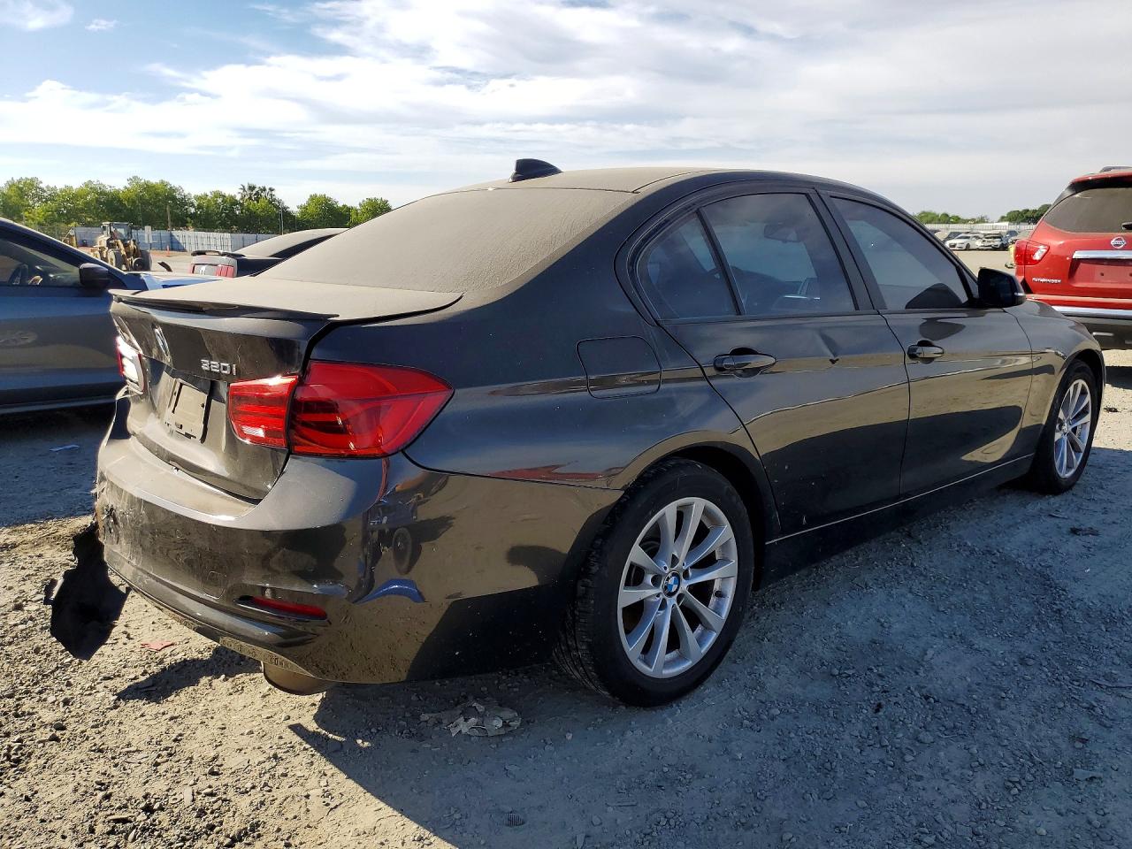 2016 BMW 3 series VIN WBA8A9C53GK618520 photo 3