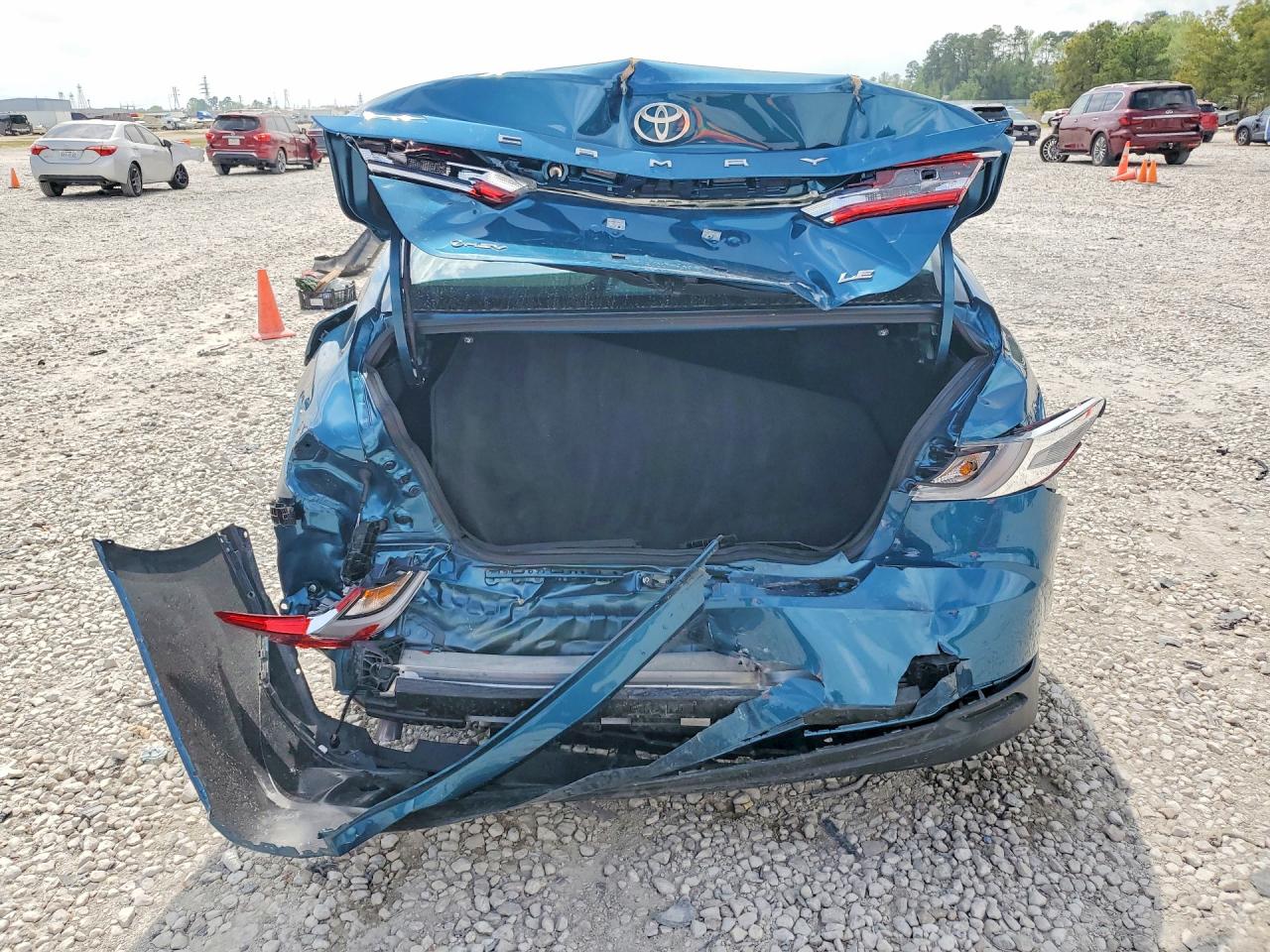 2026 Toyota Camry VIN 4T1DAACK1TU261180 photo 6