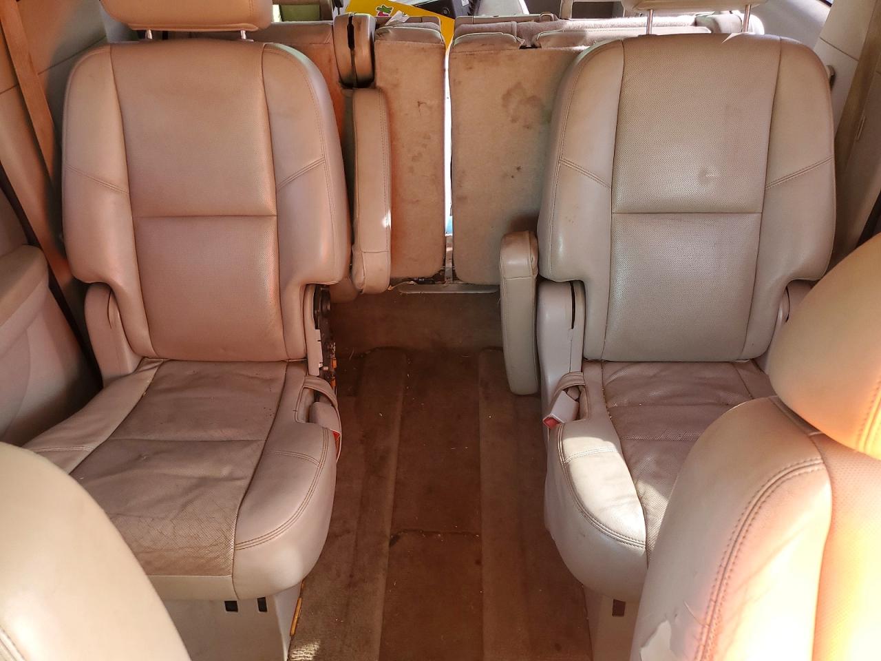 2010 GMC Yukon VIN 1GKUKKE37AR228573 photo 10