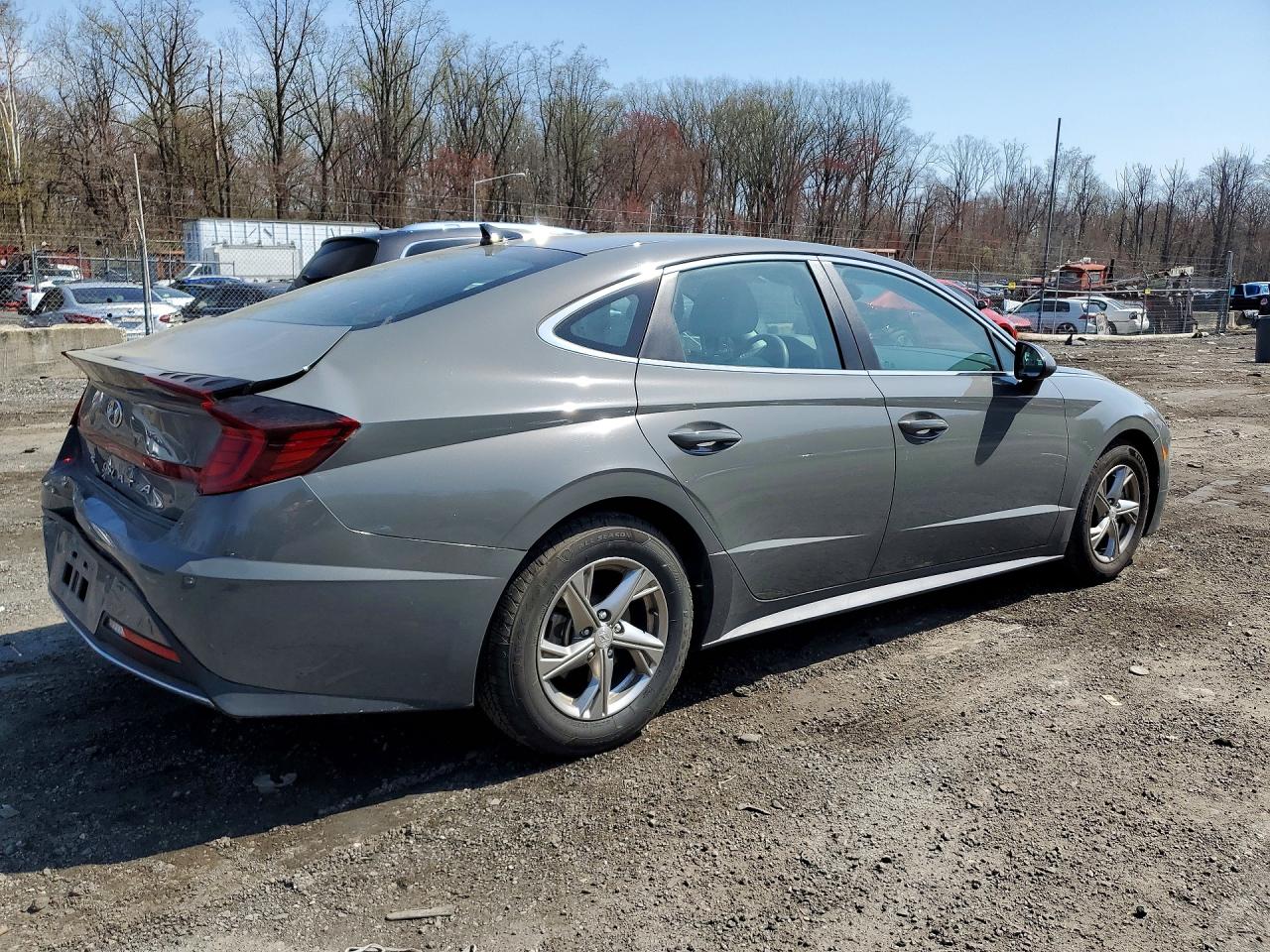 2021 Hyundai Sonata VIN 5NPEG4JA0MH115416 photo 3