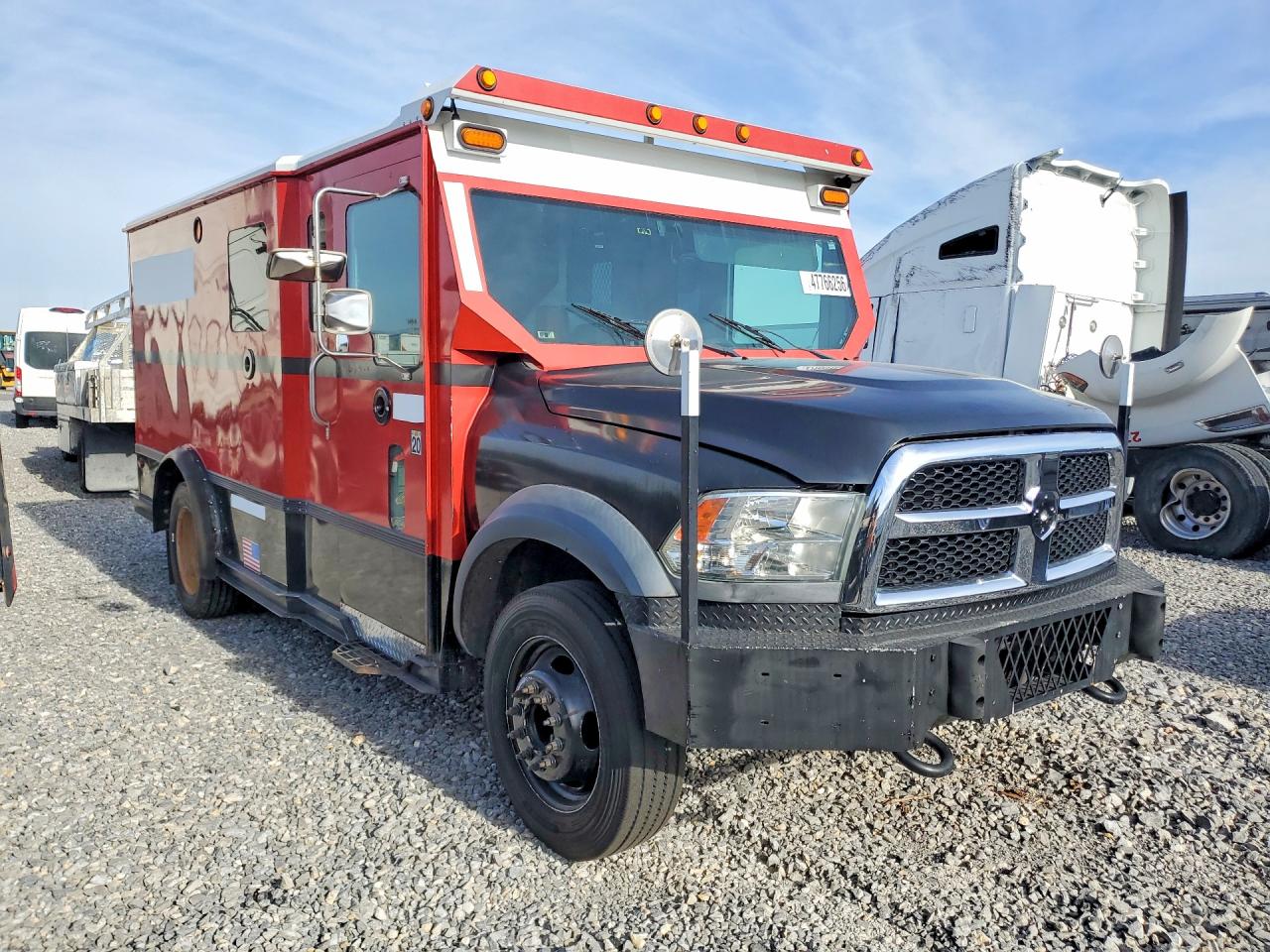 2016 Ram 5500 VIN 3C7WRMAJ9GG116949 photo 4