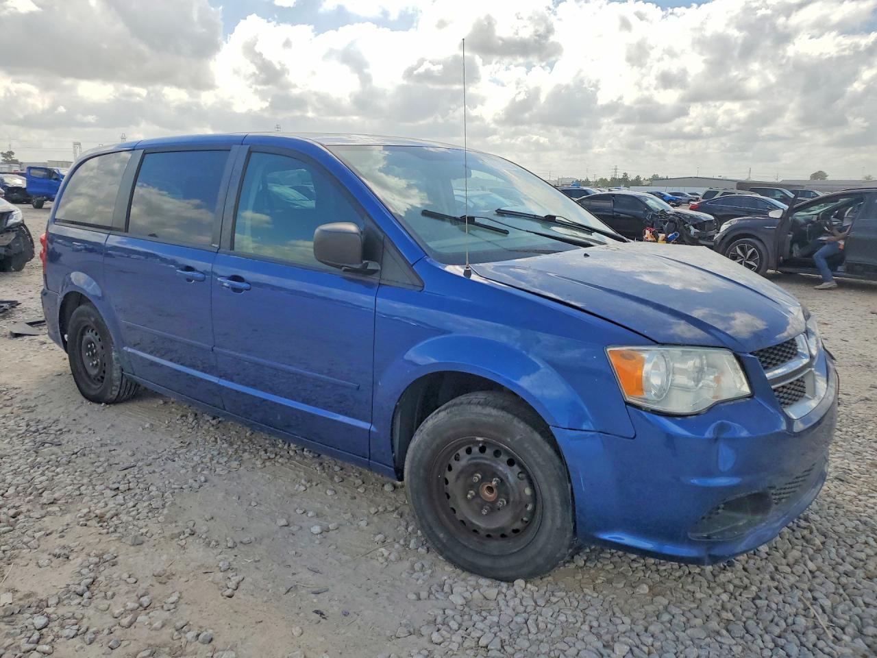 2011 Dodge Caravan VIN 2D4RN4DG7BR685634 photo 4