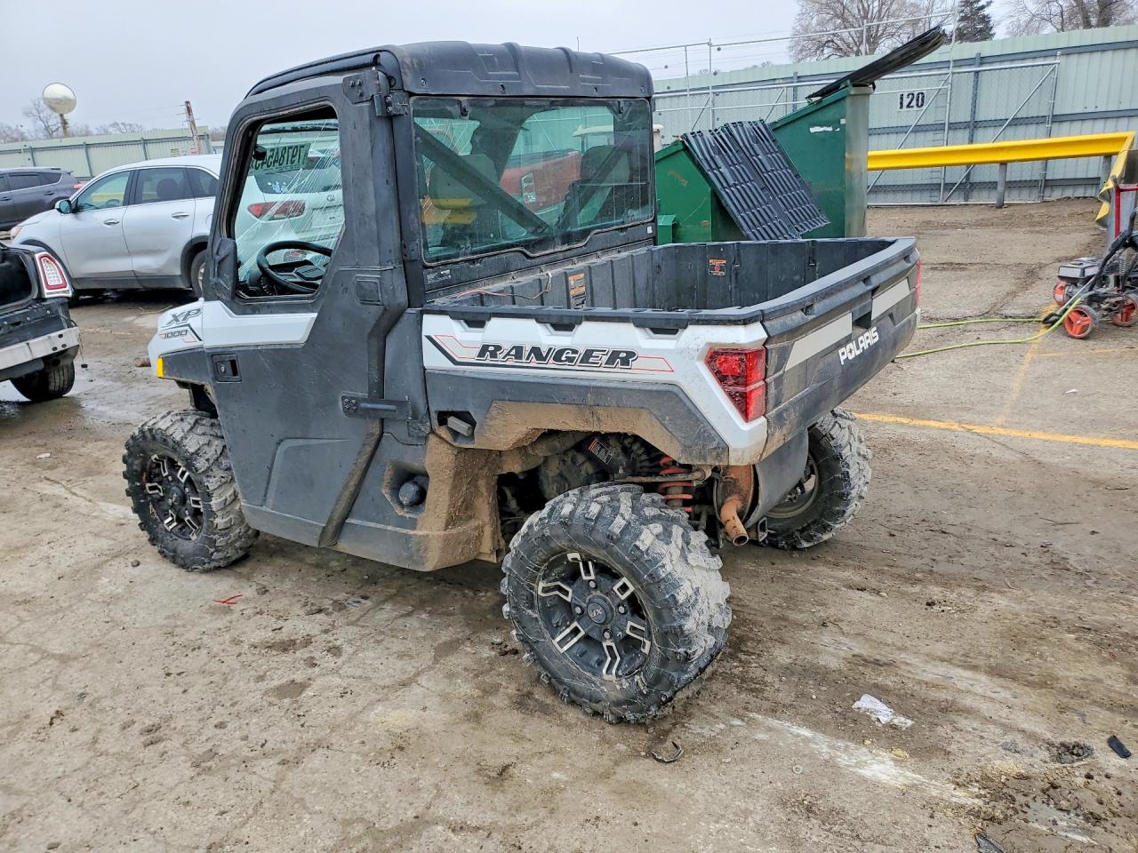 2021 Polaris Ranger VIN 4XARRU995M8064345 photo 2