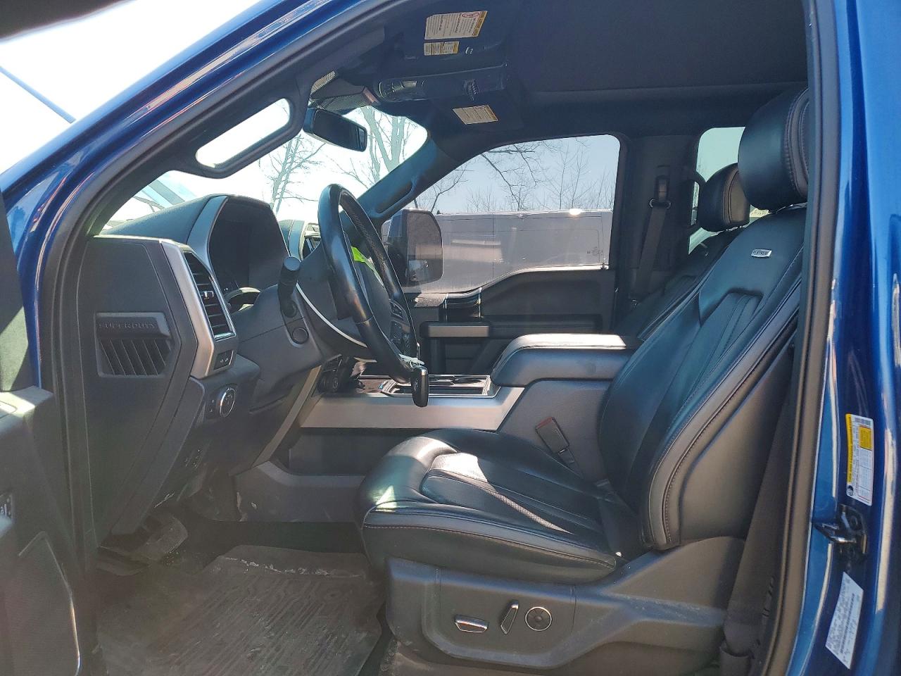 2022 Ford F450 VIN 1FT8W4DT7NED31813 photo 7