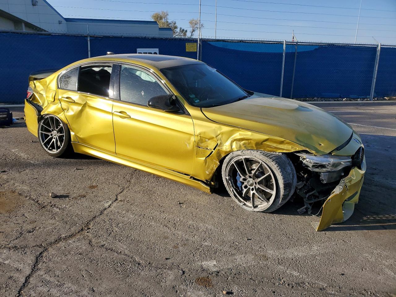 2015 BMW M3 VIN WBS3C9C58FP804619 photo 4