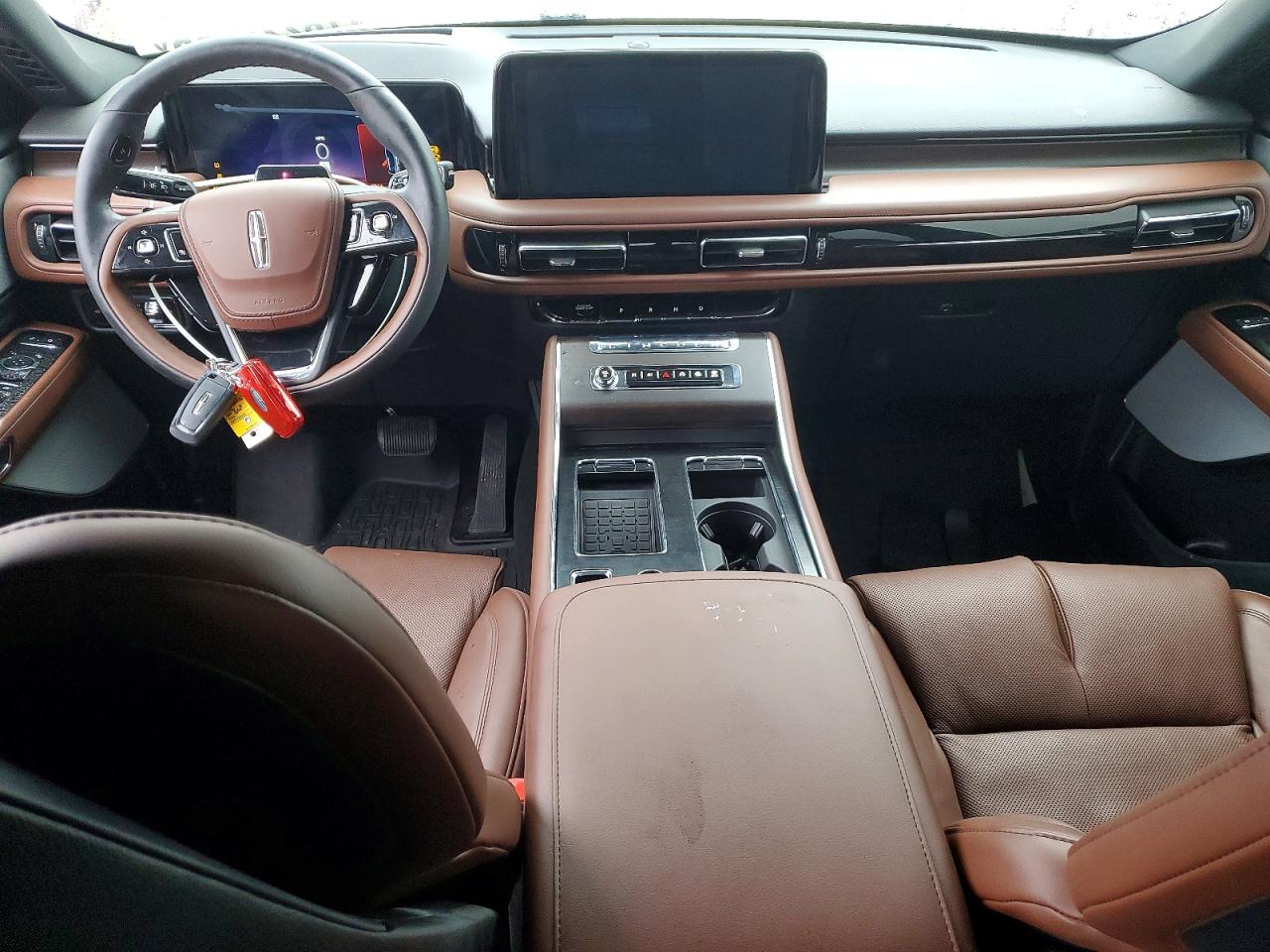 2025 Lincoln Aviator VIN 5LM5J7XC8SGL32539 photo 8