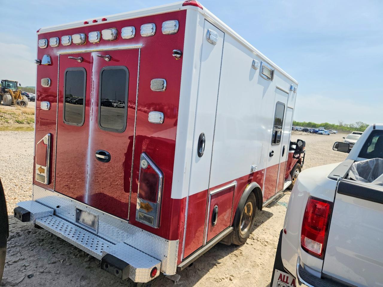 2010 Ford F350 VIN 1FDWF3GR0AEB39706 photo 3