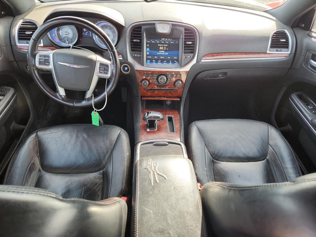 2012 Chrysler 300 VIN 2C3CCACG2CH307967 photo 8