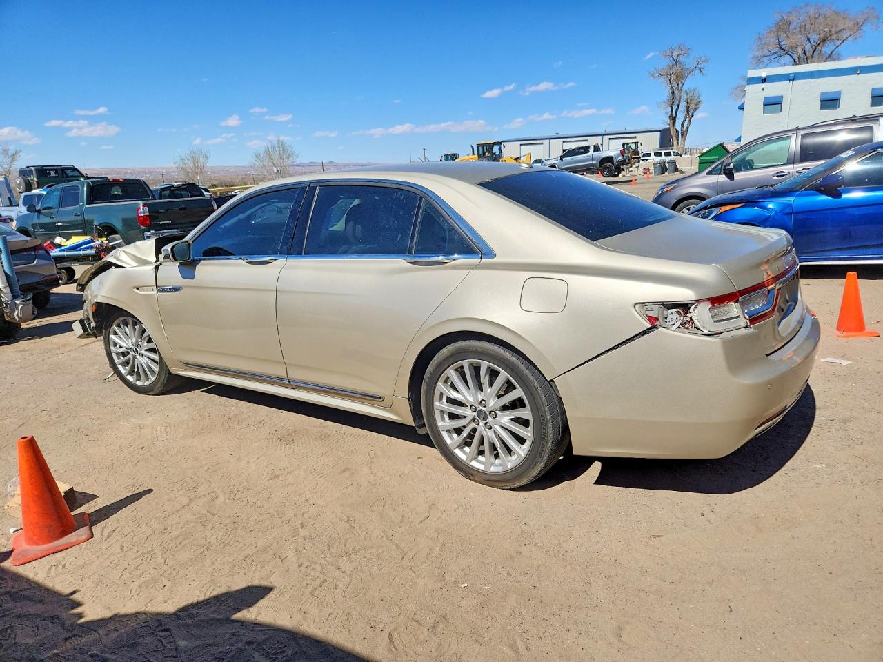 2017 Lincoln Continentl VIN 1LN6L9SK9H5603012 photo 2
