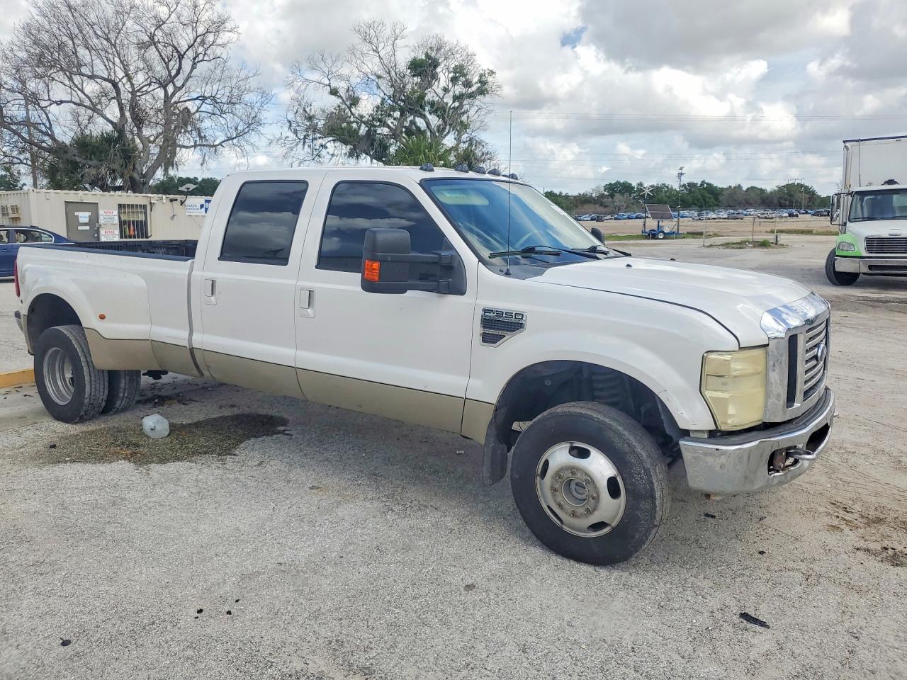2010 Ford F350 VIN 1FTWW3DR5AEA50593 photo 4