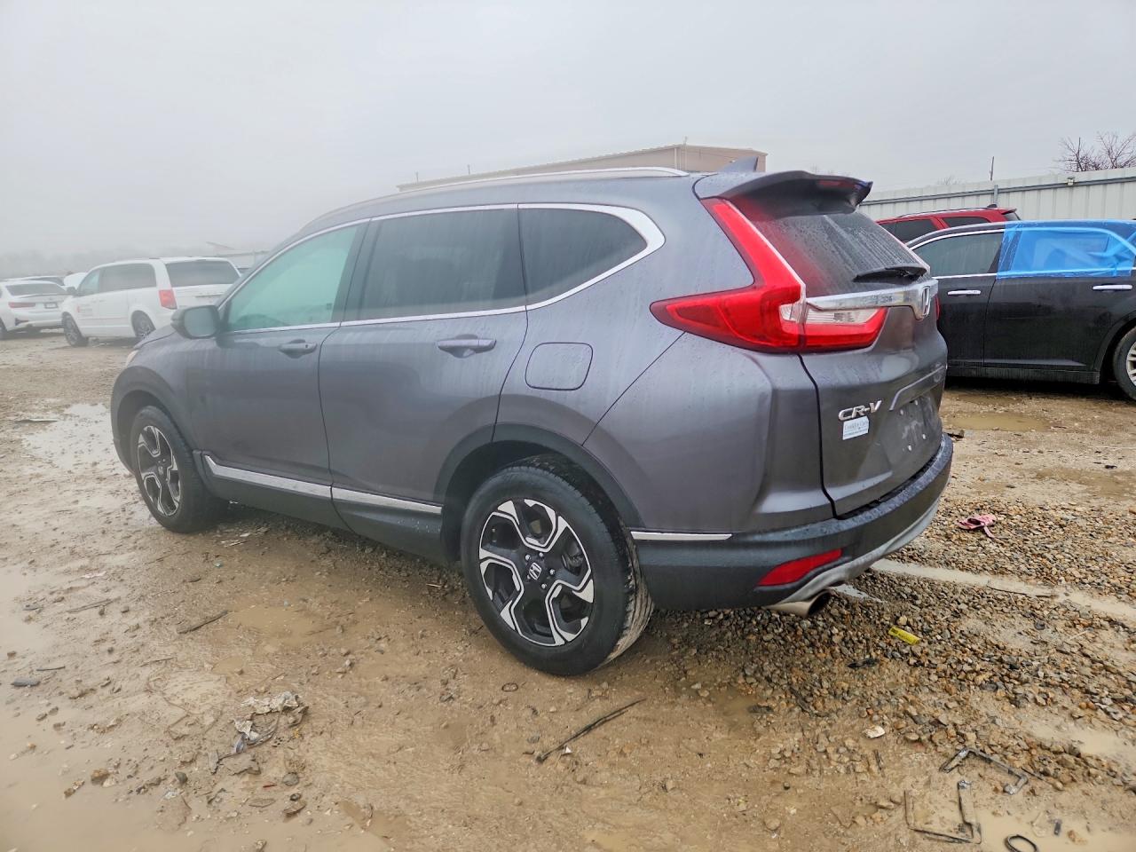 2017 Honda Crv VIN 2HKRW2H98HH651136 photo 2