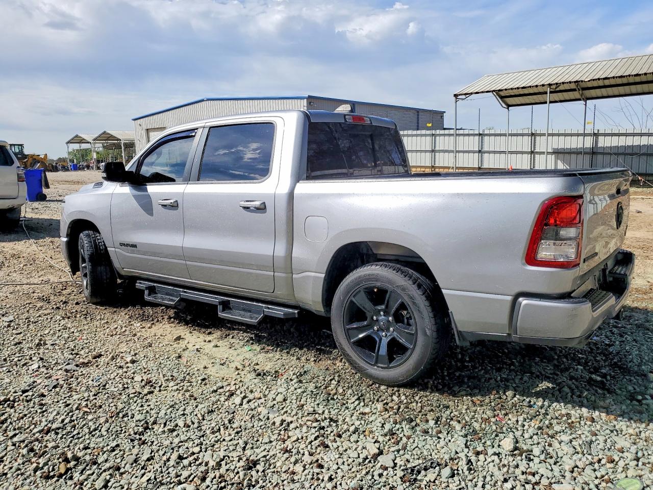 2021 Ram All models VIN 1C6RREFT5MN769007 photo 2