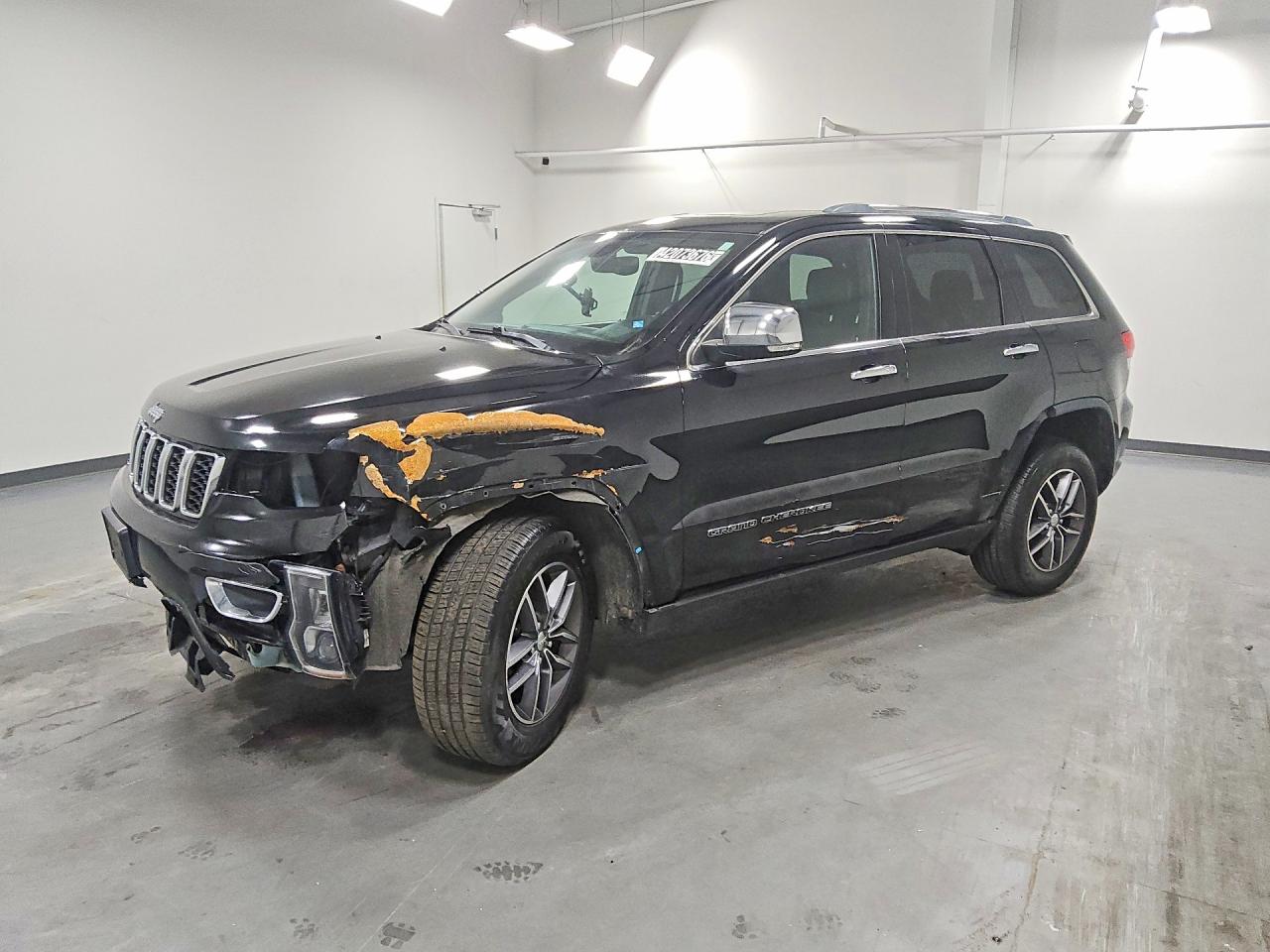 2018 Jeep Grand cher VIN 1C4RJFBG0JC405650 photo 1