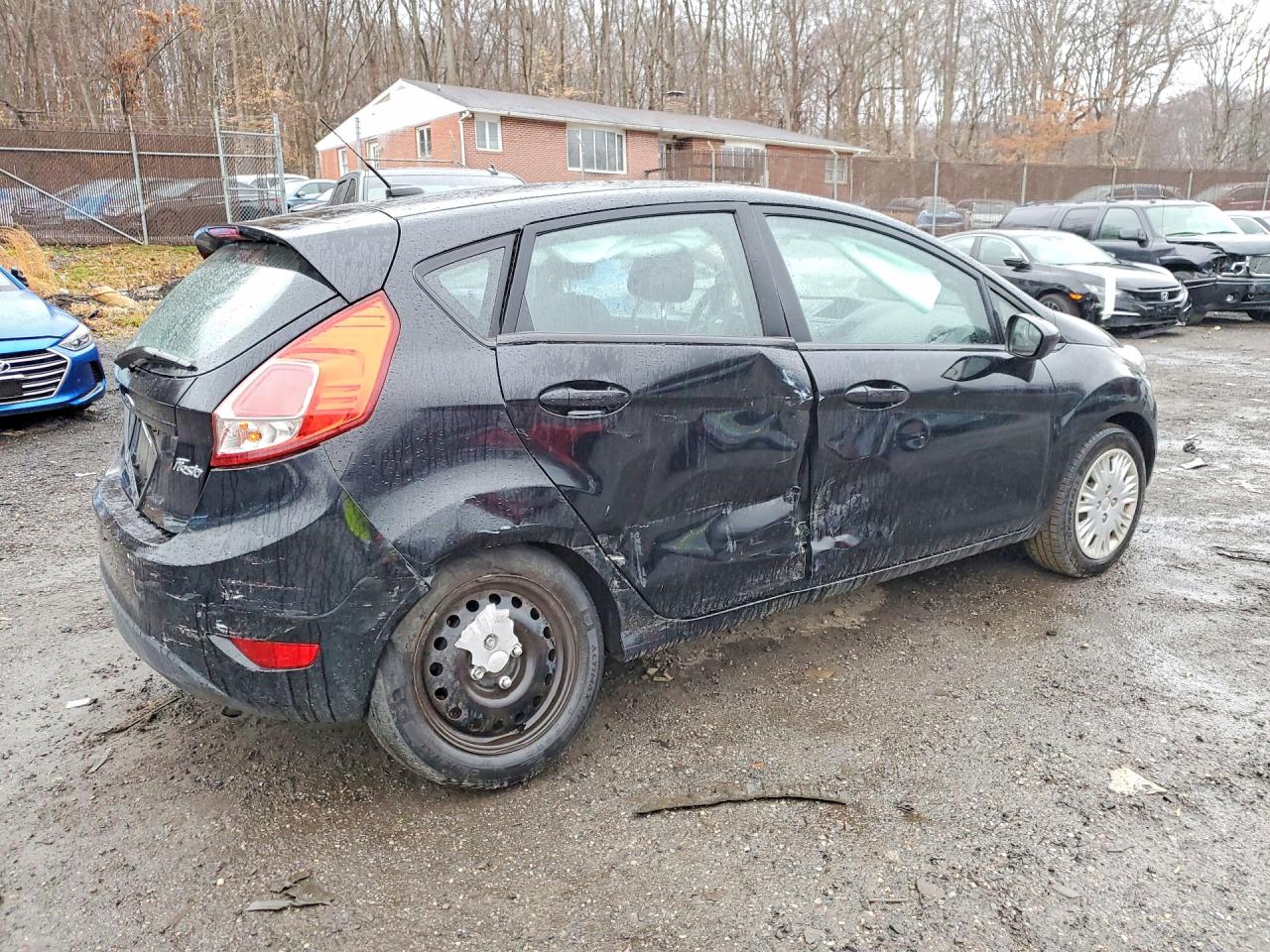2017 Ford Fiesta VIN 3FADP4TJ0HM162797 photo 3
