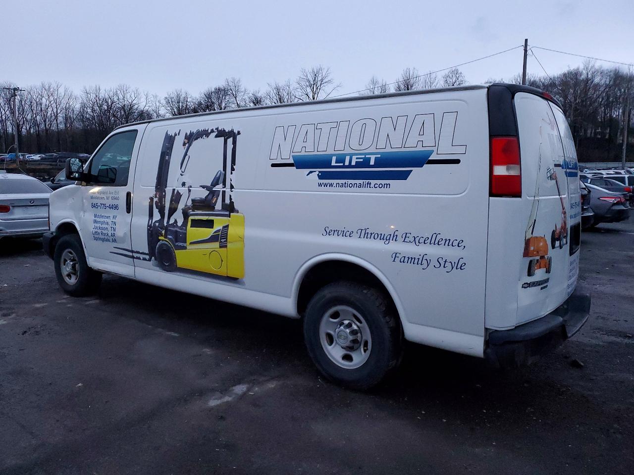 2014 CHEV Express VIN 1GCWGGCA5E1134457 photo 2