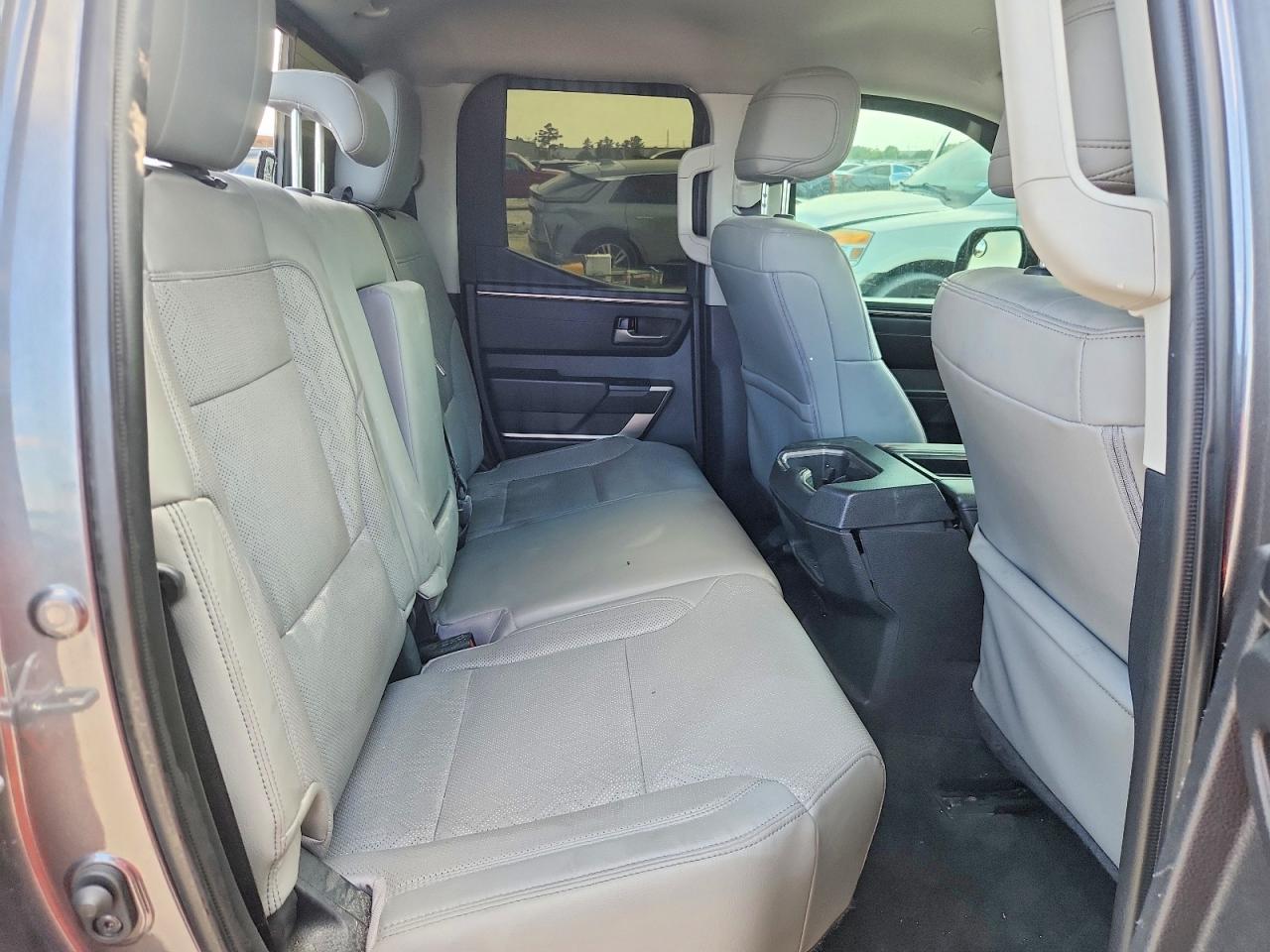 2024 Toyota Tundra VIN 5TFLA5DA9RX177953 photo 10