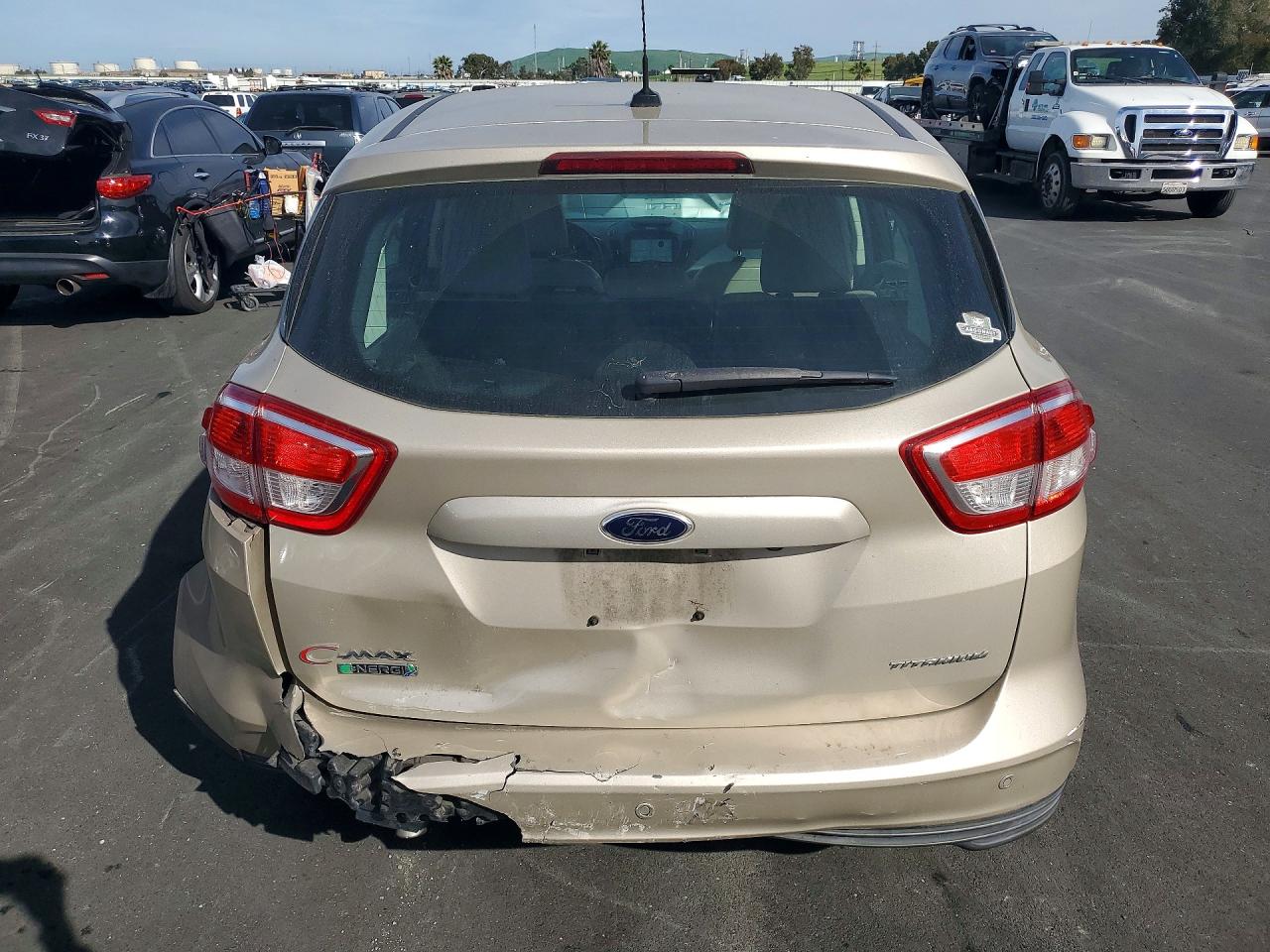 2017 Ford Cmax VIN 1FADP5FU8HL113375 photo 6