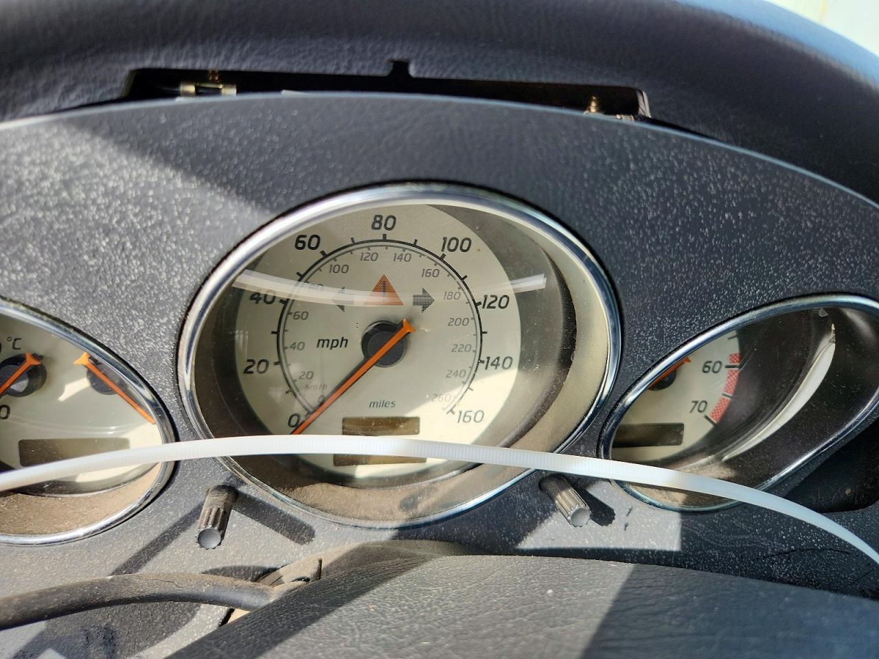 1999 Mercedes-Benz Slk-class VIN WDBKK47F6XF119438 photo 9