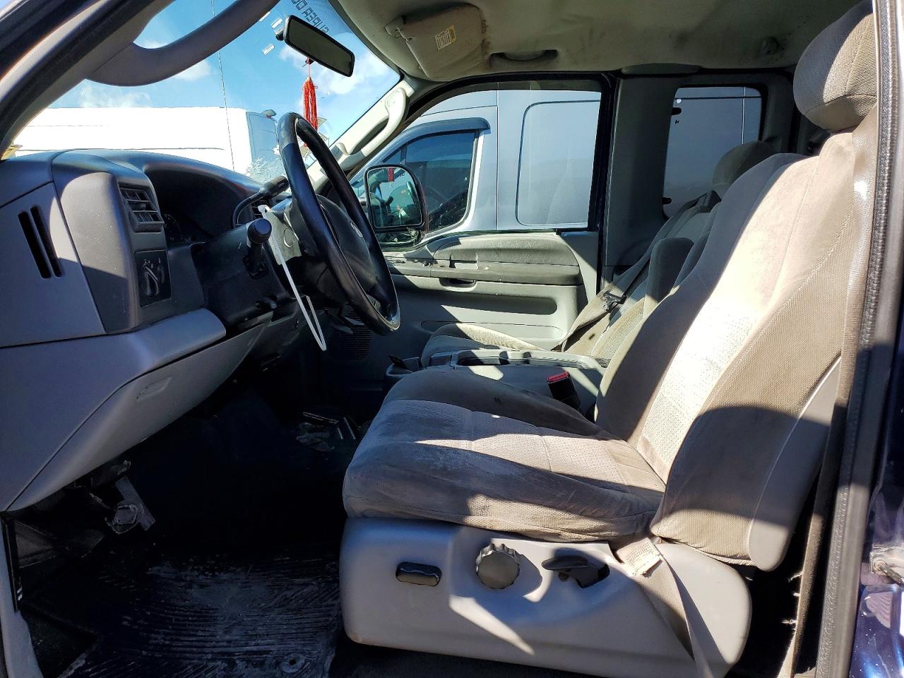 2004 Ford F350 srw s VIN 1FTSX30L14EA95824 photo 7