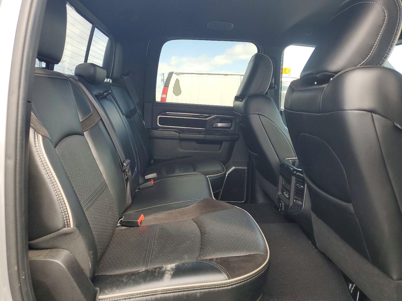 2023 RAM 2500 VIN 3C6UR5FL7PG527035 photo 11