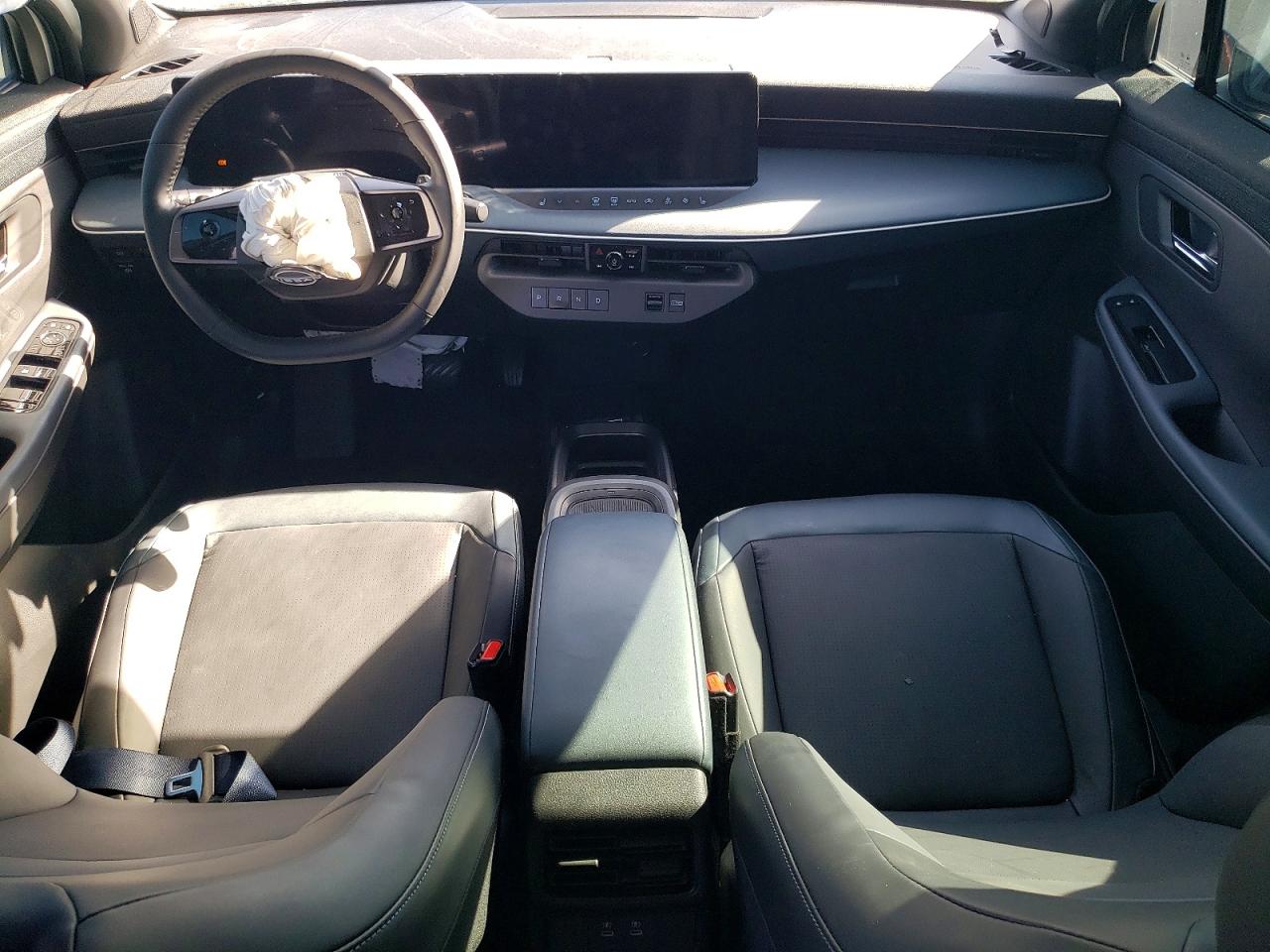 2026 Nissan Leaf VIN JN1AZ2CA3TM300870 photo 8