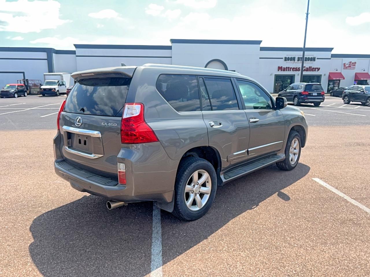 2012 Lexus Gx VIN JTJBM7FX5C5036586 photo 4