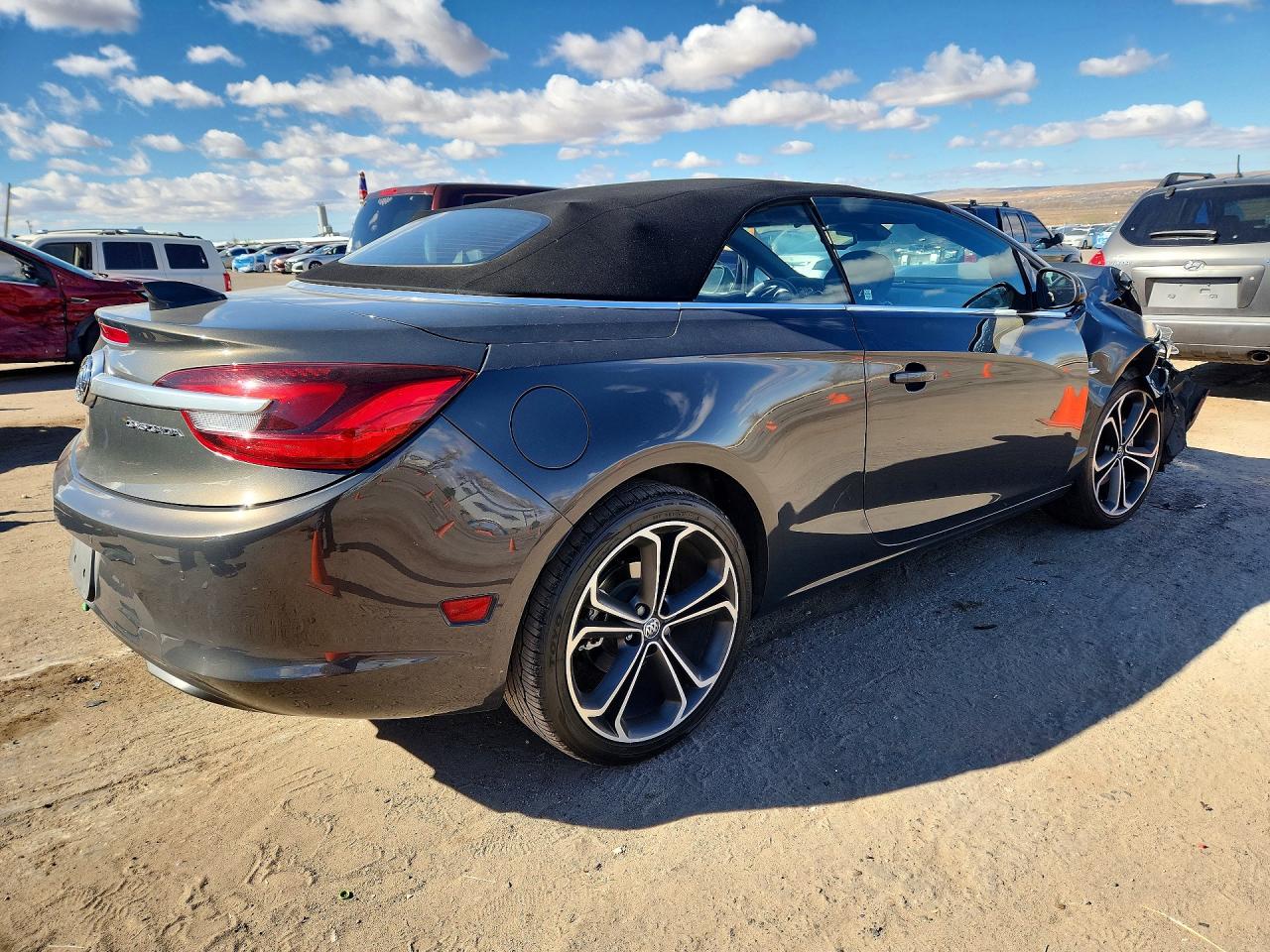 2016 Buick Cascada VIN W04WT3N5XGG041142 photo 3