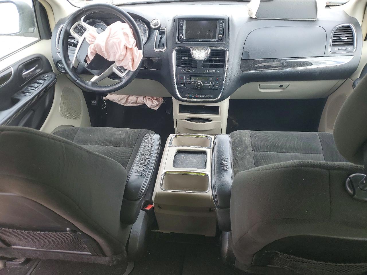 2016 Chrysler Minivan VIN 2C4RC1BG6GR138415 photo 8