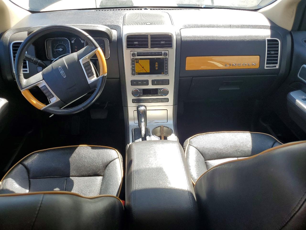 2010 LINCOLN Mkx VIN 2LMDJ8JC2ABJ21604 photo 8