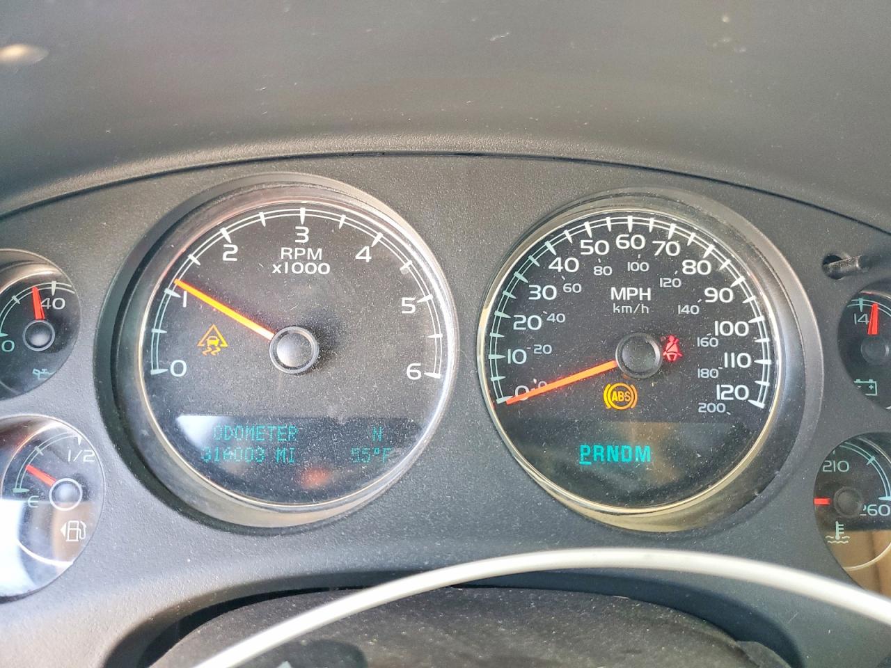 2009 GMC Yukon VIN 1GKFC03279R127307 photo 9