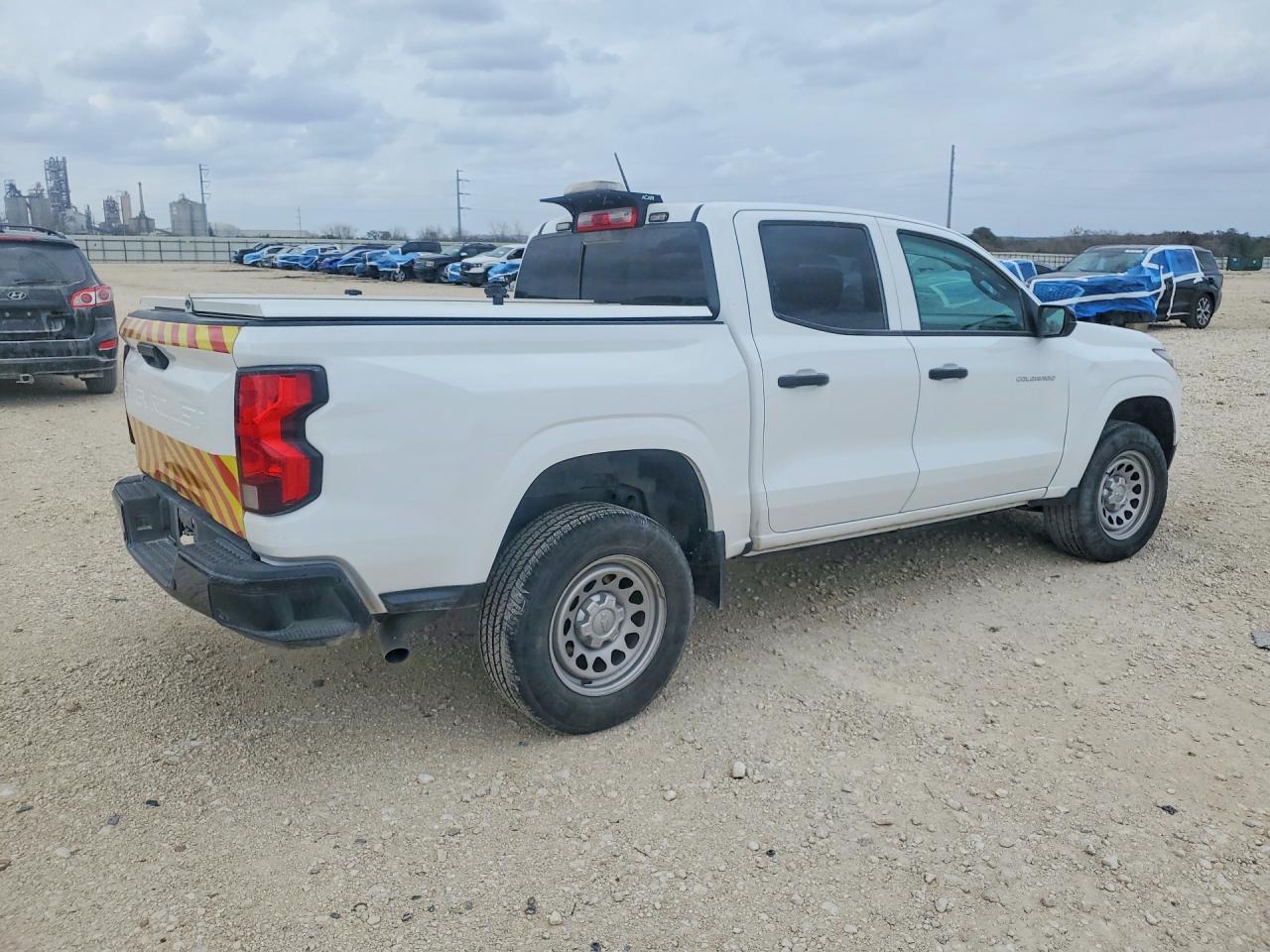 2023 CHEV Colorado VIN 1GCGSBECXP1230799 photo 3