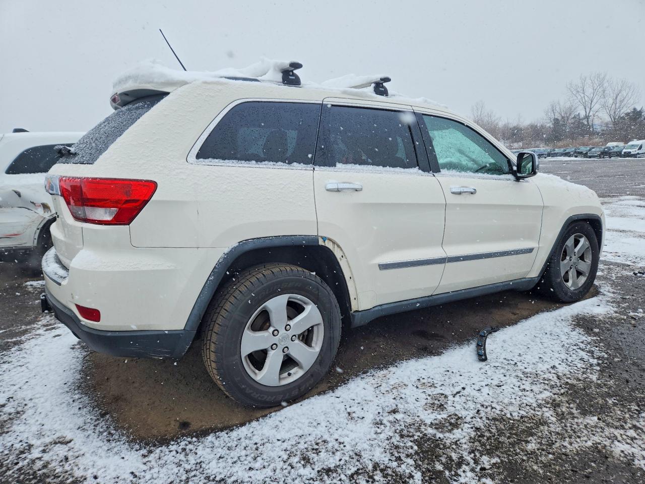 2011 Jeep Cherokee VIN 1J4RR6GT7BC684668 photo 3
