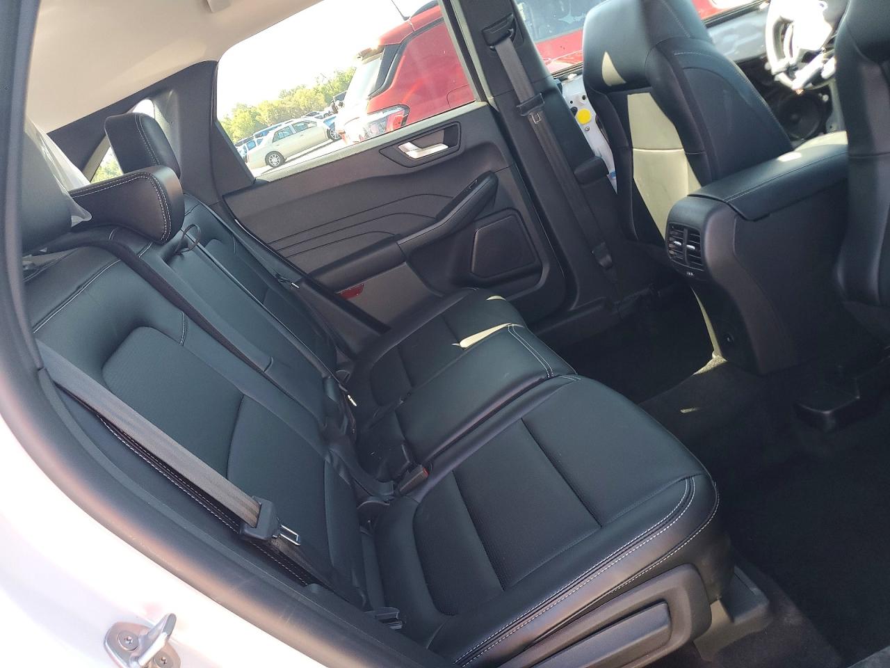 2025 Ford Escape VIN 1FMCU9JA2SUA52055 photo 11