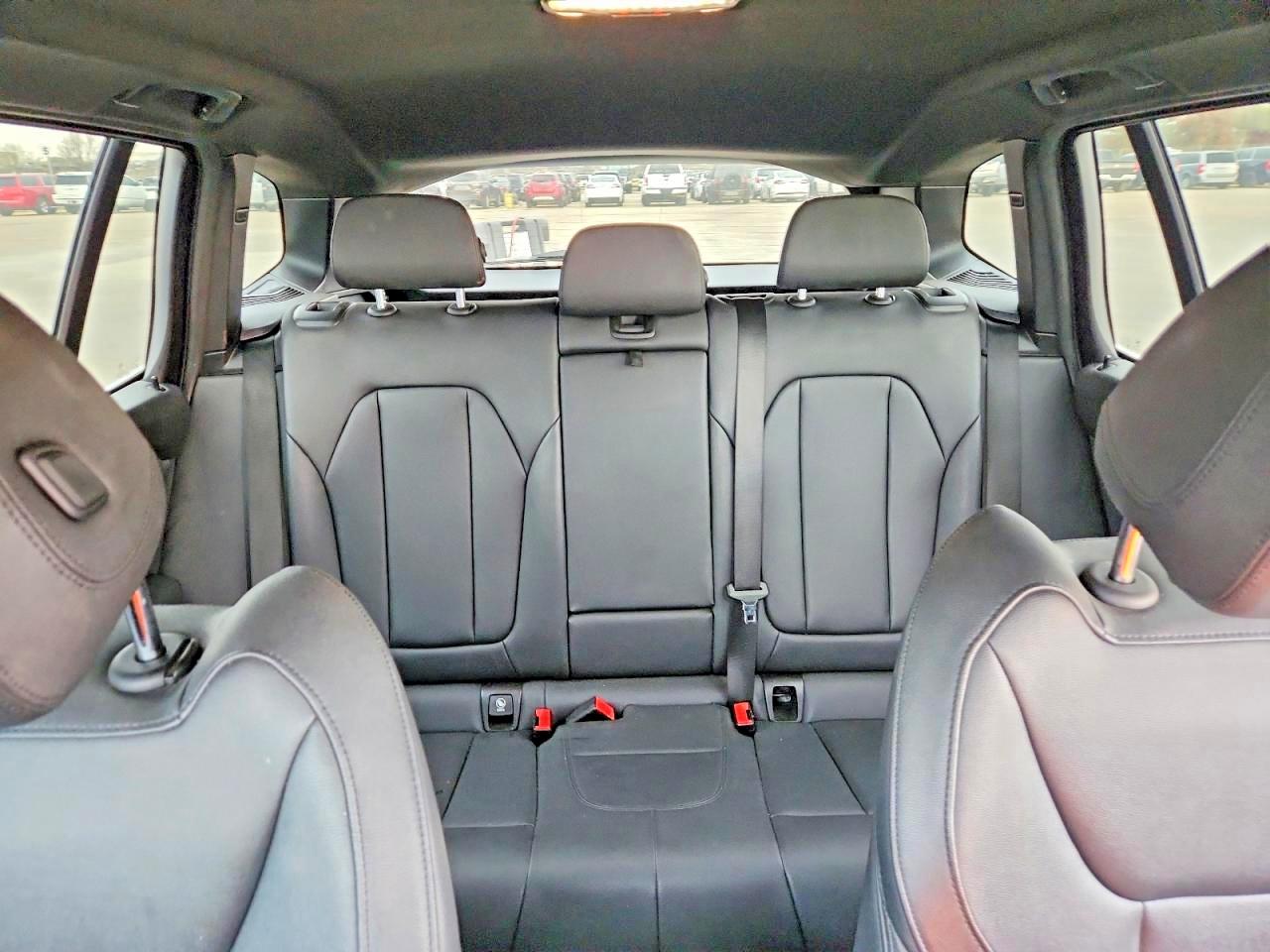 2018 BMW X3 VIN 5UXTR9C53JLD63604 photo 10