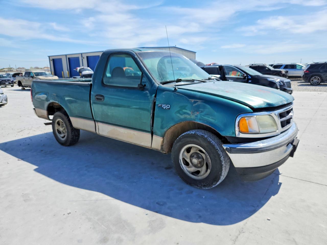 1997 Ford F150 VIN 1FTDF1726VKB49618 photo 4