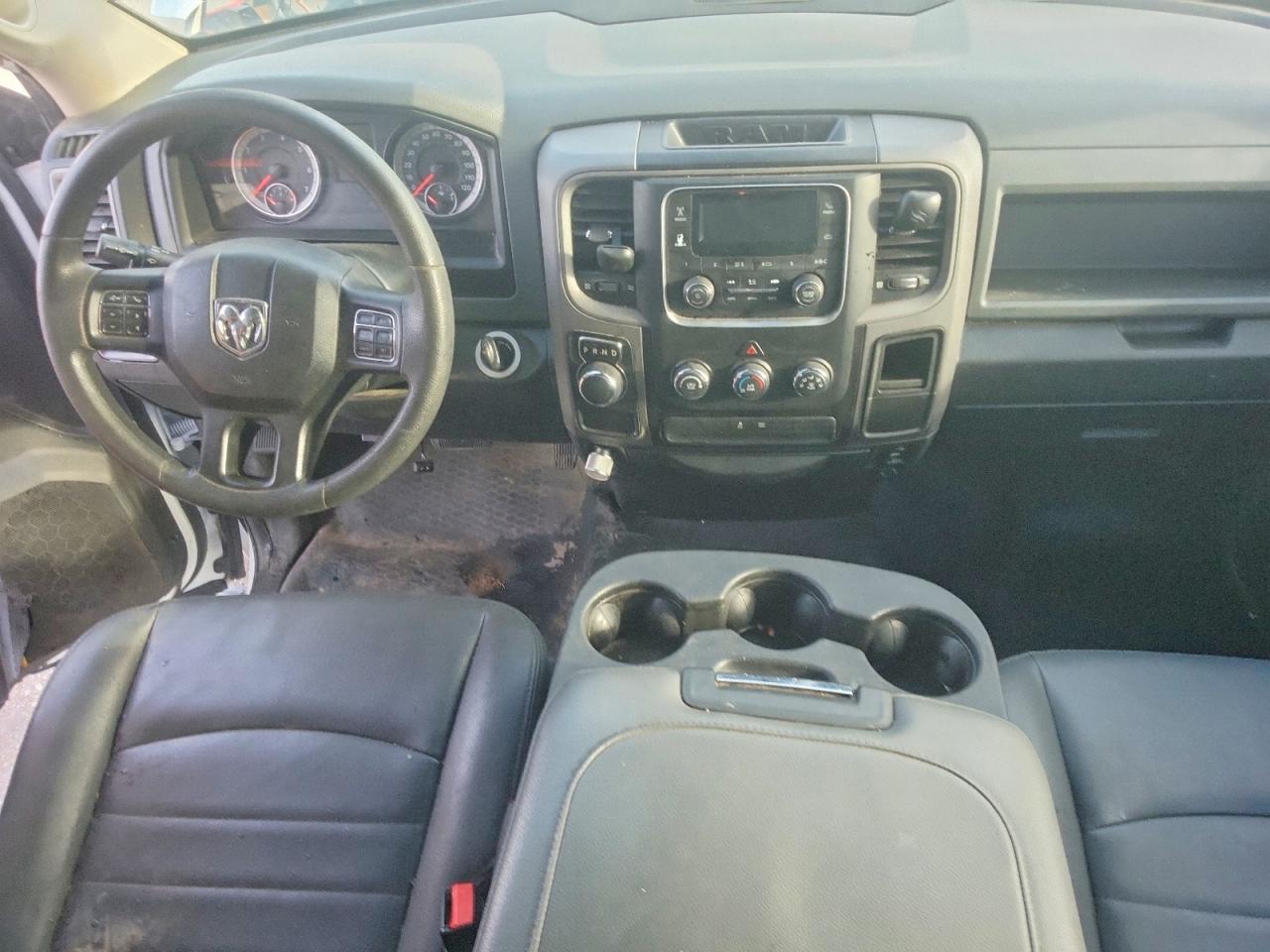 2019 Ram 1500 VIN 3C6JR6AT6KG719152 photo 8