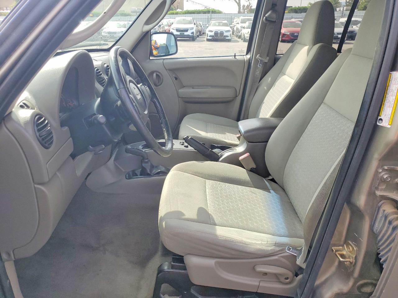 2006 Jeep Liberty VIN 1J8GL48K76W123862 photo 7