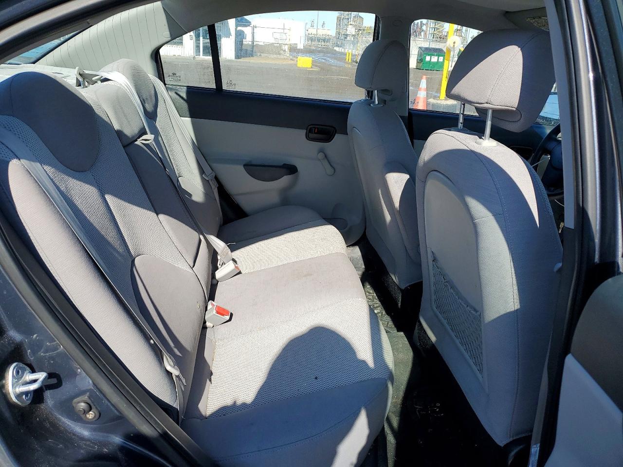 2009 Hyundai Accent VIN KMHCN45C89U348557 photo 10