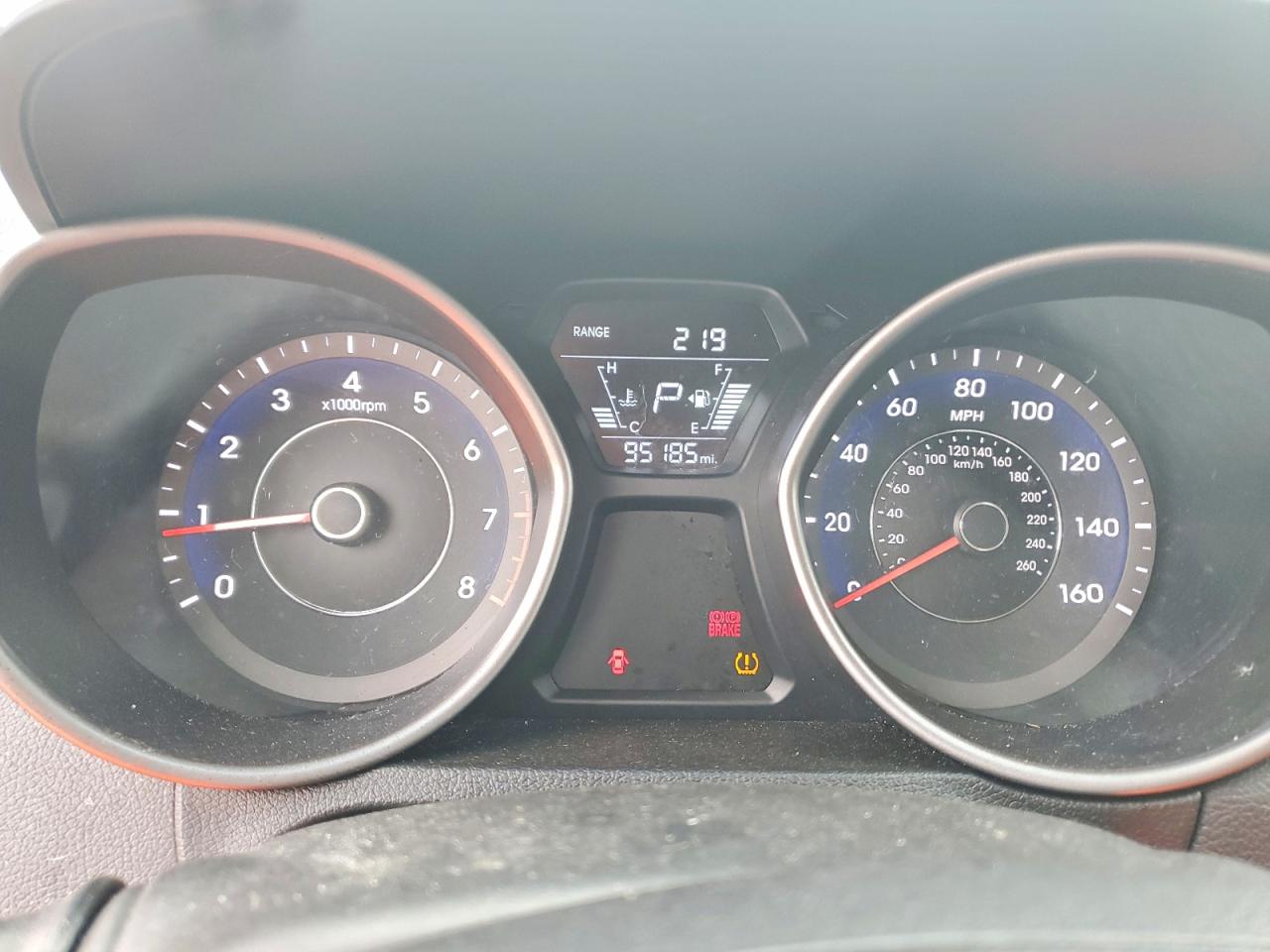 2016 Hyundai Elantra VIN 5NPDH4AE1GH733764 photo 9