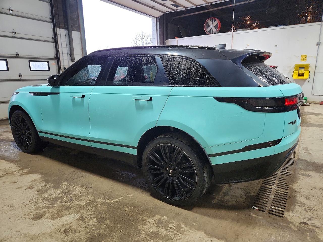 2018 Land Rangerover VIN SALYL2RNXJA758789 photo 2