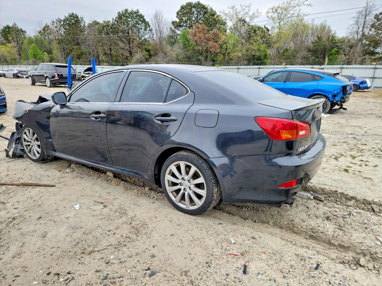 2006 Lexus Is VIN JTHCK262X62004998 photo 2