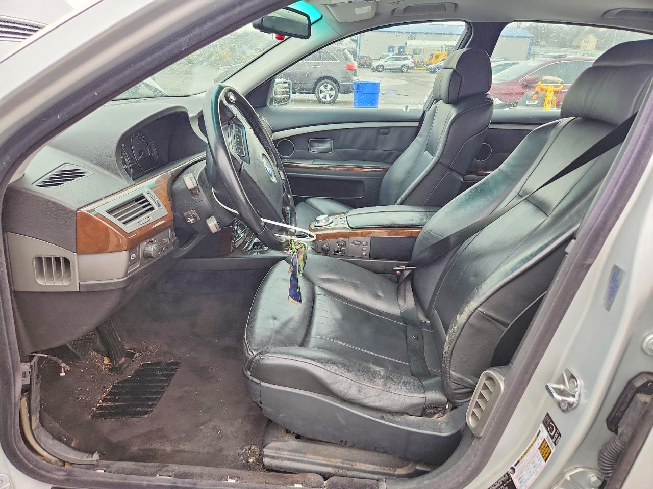 2005 BMW 745 VIN WBAGN63595DS60839 photo 7