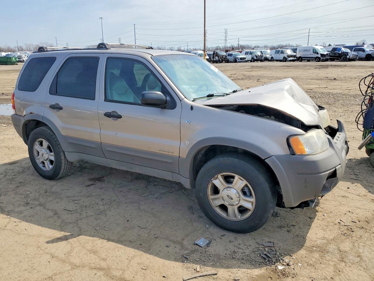 2001 Ford Escape VIN 1FMYU04181KB28143 photo 4