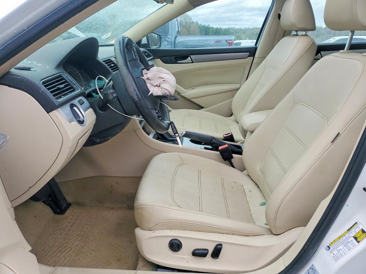 2013 Volkswagen Passat VIN 1VWBP7A32DC062622 photo 7