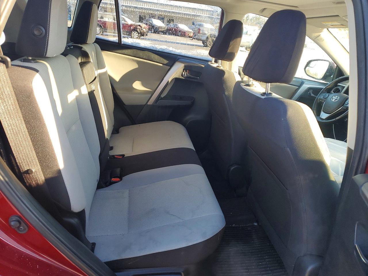 2018 Toyota Rav4 VIN JTMRJREV4JD173625 photo 10