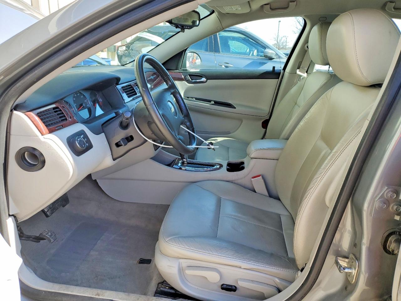 2009 CHEV Impala VIN 2G1WT57K291252123 photo 7