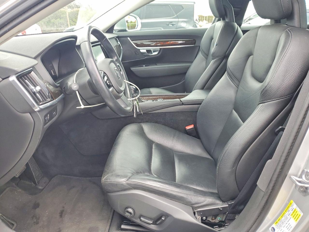 2018 Volvo S90 VIN LVY982AK0JP035991 photo 7